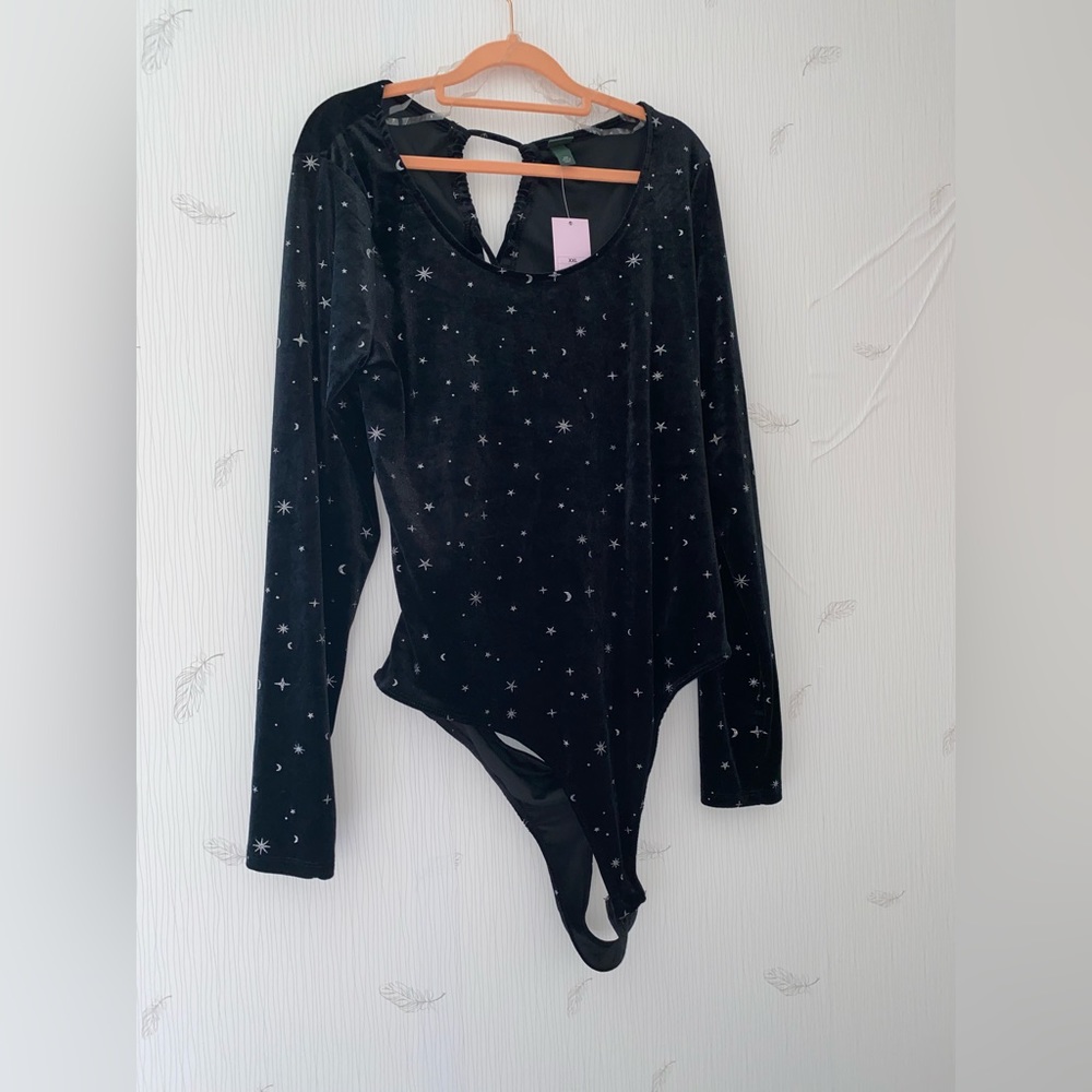 Wild Fable Black Velour Galaxy Long Sleeve Open Back Bodysuit